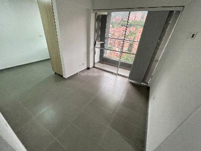 Apartamento en Arriendo, Loma De Los Bernal, Medellín
