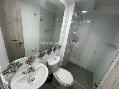 Apartamento de 3 alcobas en arriendo en Loma De Los Bernal, Medellín, 50 m² · foto 7 de 16