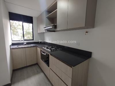 Apartamento de 3 alcobas en arriendo en Las Palmas M, Medellín, 80 m² · foto 1 de 16
