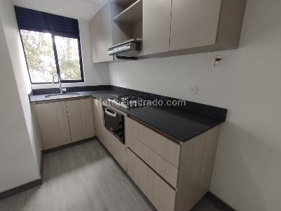 Apartamento de 3 alcobas en arriendo en Las Palmas M, Medellín, 80 m² · foto 2 de 16