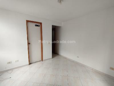 Apartamento de 2 alcobas en arriendo en Fatima, Medellín, 65 m² · foto 9 de 13