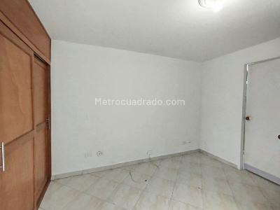 Apartamento de 2 alcobas en arriendo en Fatima, Medellín, 65 m² · foto 11 de 13