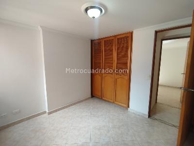 Apartamento de 3 alcobas en arriendo en Malibu, Medellín, 74 m² · foto 7 de 15