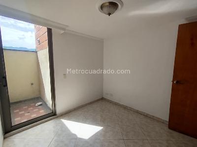 Apartamento de 3 alcobas en arriendo en Malibu, Medellín, 74 m² · foto 9 de 15
