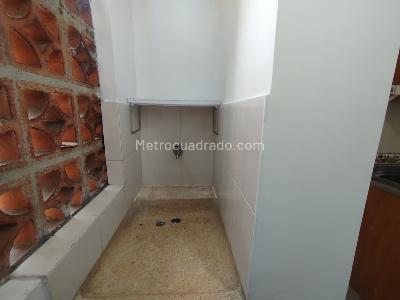 Apartamento de 3 alcobas en arriendo en Malibu, Medellín, 74 m² · foto 13 de 15