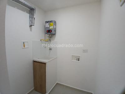 Apartamento de 2 alcobas en arriendo en San German, Medellín, 71 m² · foto 11 de 12