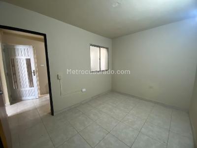 Apartamento de 3 alcobas en arriendo en San Bernardo, Medellín, 60 m² · foto 5 de 11