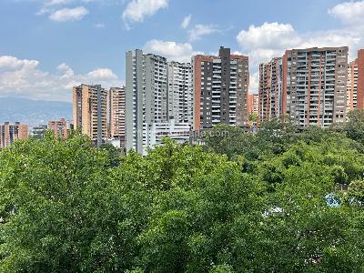 Apartamento de 3 alcobas en venta en Envigado, Envigado, 98 m² · foto 4 de 20