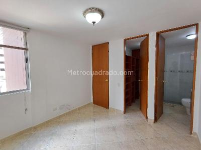 Apartamento de 3 alcobas en arriendo en Cumbres, Envigado, 75 m² · foto 15 de 18