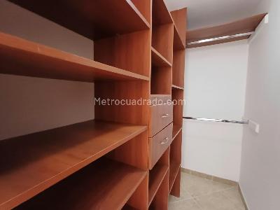 Apartamento de 3 alcobas en arriendo en Cumbres, Envigado, 75 m² · foto 16 de 18