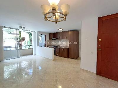 Apartamento de 3 alcobas en arriendo en Cumbres, Envigado, 75 m² · foto 4 de 18