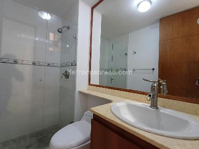 Apartamento de 3 alcobas en arriendo en Cumbres, Envigado, 75 m² · foto 8 de 18