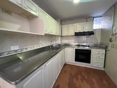 Apartamento de 3 alcobas en arriendo en Las Acacias, Medellín, 126 m² · foto 2 de 16