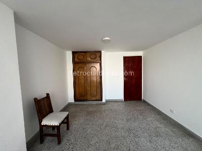 Apartamento de 3 alcobas en arriendo en Las Acacias, Medellín, 126 m² · foto 11 de 16