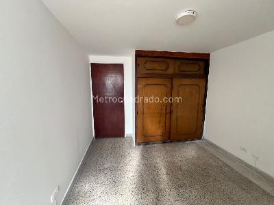 Apartamento de 3 alcobas en arriendo en Las Acacias, Medellín, 126 m² · foto 13 de 16