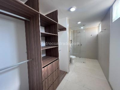 Apartamento de 3 alcobas en arriendo en Las Acacias, Medellín, 126 m² · foto 14 de 16