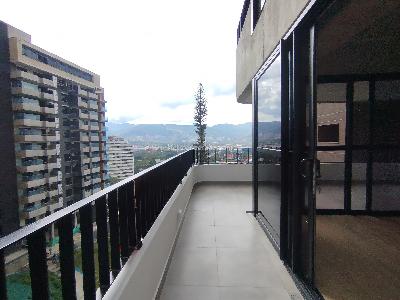 Apartamento de 2 alcobas en arriendo en Lalinde, Medellín, 110 m² · foto 5 de 20