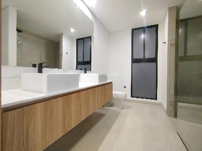 Apartamento de 2 alcobas en arriendo en Lalinde, Medellín, 110 m² · foto 19 de 20