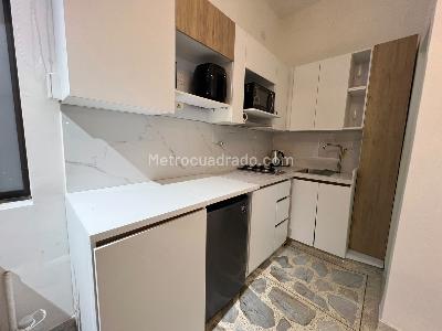 Apartamento de 1 alcoba en arriendo en Unicentro, Medellín, 32 m² · foto 2 de 11