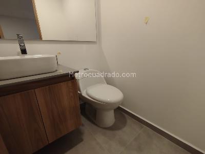 Apartamento de 1 alcoba en arriendo en Sabaneta, Sabaneta, 53 m² · foto 8 de 19