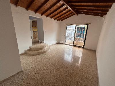 Casa de 3 alcobas en arriendo en Santa Maria, Itagüí, 80 m² · foto 3 de 15