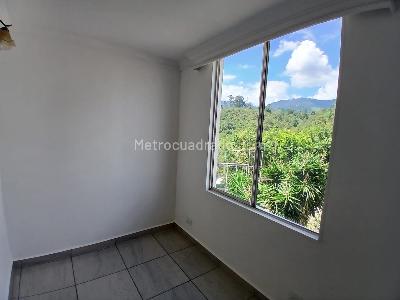 Apartamento de 3 alcobas en arriendo en La Almeria, Medellín, 65 m² · foto 15 de 15