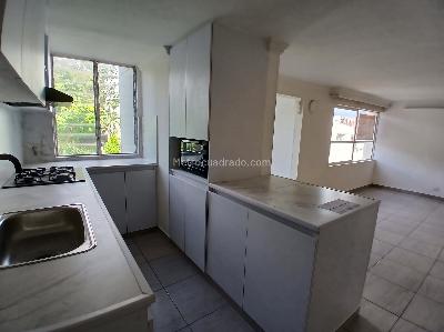 Apartamento de 3 alcobas en arriendo en La Almeria, Medellín, 65 m² · foto 2 de 15