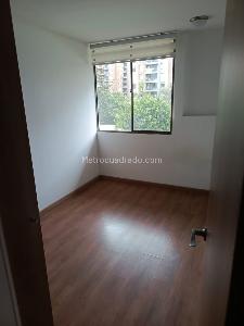 Apartamento de 3 alcobas en venta en Mazuren Colina, Bogotá, 89 m² · foto 11 de 13