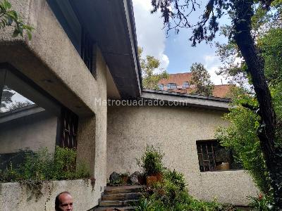 Casa de 5 alcobas en venta en Bellavista Rosales, Bogotá, 650 m² · foto 9 de 19