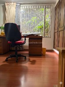 Apartamento de 3 alcobas en venta en Bellavista Rosales, Bogotá, 179 m² · foto 5 de 14