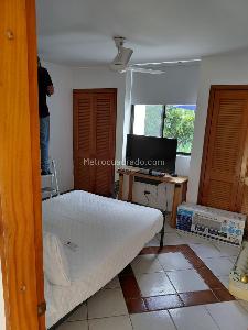 Casa de 5 alcobas en venta en Condominio Campestre El Peñon, Girardot, 900 m² · foto 18 de 20