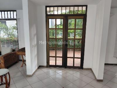 Casa de 5 alcobas en venta en Condominio Campestre El Peñon, Girardot, 900 m² · foto 9 de 20