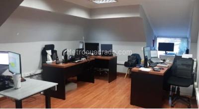 Casa de 5 alcobas en venta en Chapinero Alto Emaus, Bogotá, 526 m² · foto 14 de 20