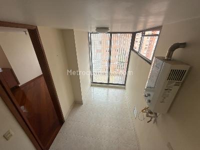 Apartamento de 5 alcobas en venta en Mazuren Colina, Bogotá, 216 m² · foto 20 de 20