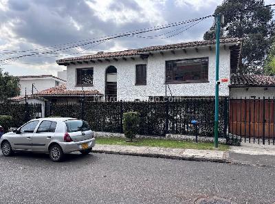 Casa de 4 alcobas en venta en Santa Ana Oriental, Bogotá, 550 m² · foto 12 de 15