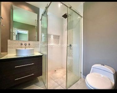 Casa de 4 alcobas en venta en Santa Ana Oriental, Bogotá, 550 m² · foto 2 de 15