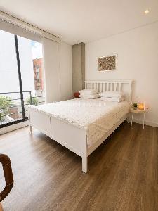 Apartamento de 2 alcobas en venta en Chapinero Alto Emaus, Bogotá, 73 m² · foto 10 de 12