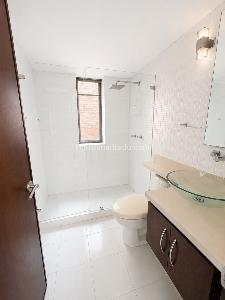 Apartamento de 3 alcobas en venta en Arboleda De Suba, Bogotá, 266 m² · foto 11 de 20
