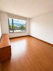Apartamento de 3 alcobas en venta en Niza Puente Largo, Bogotá, 130 m² · foto 3 de 16