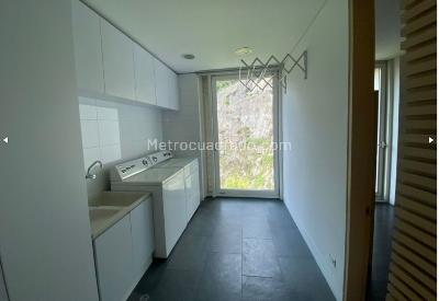 Apartamento de 4 alcobas en venta en Rosales Alto, Bogotá, 393 m² · foto 11 de 11