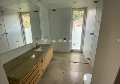 Apartamento de 4 alcobas en venta en Rosales Alto, Bogotá, 393 m² · foto 4 de 11