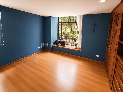 Apartamento en venta en Las Rosales, Bogotá · foto 11 de 14