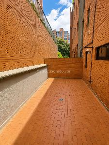 Apartamento de 3 alcobas en venta en Los Rosales, Bogotá, 160 m² · foto 4 de 11