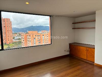 Apartamento de 3 alcobas en venta en Cerros De Sotileza, Bogotá, 137 m² · foto 9 de 14