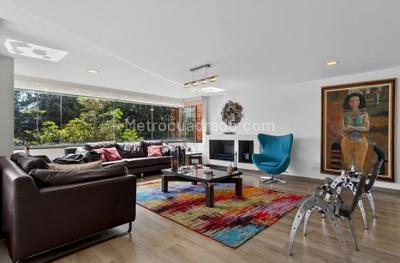 Apartamento en venta en Niza, Bogotá · foto 2 de 13