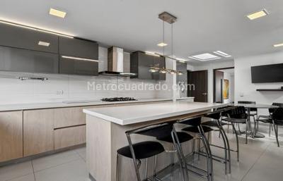 Apartamento en venta en Niza, Bogotá · foto 6 de 13