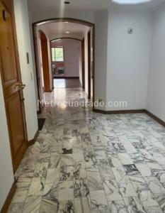 Apartamento en venta en Chico Navarra, Bogotá · foto 2 de 10
