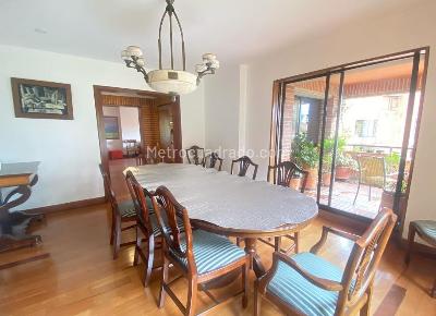 Apartamento en venta en Los Rosales Emaus, Bogotá · foto 2 de 10