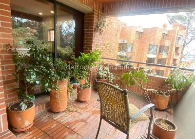 Apartamento de 3 alcobas en venta en Los Rosales Emaus, Bogotá, 250 m² · foto 10 de 10