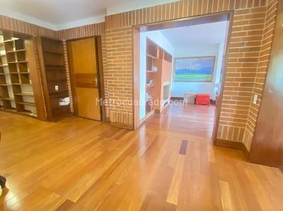 Apartamento de 3 alcobas en venta en Los Rosales Emaus, Bogotá, 250 m² · foto 5 de 10